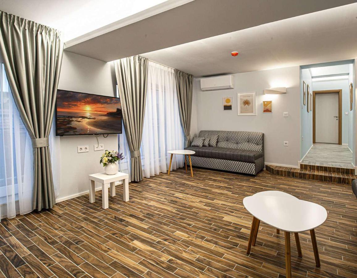 Guest House Rhea / Къща За Гости Рея Baltjik Exteriör bild